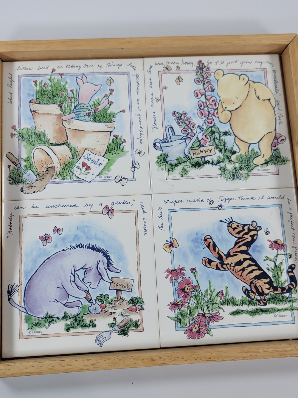 Disney Classic Winnie the Pooh Ceramic Tile Tray Pooh Eeyore Tigger